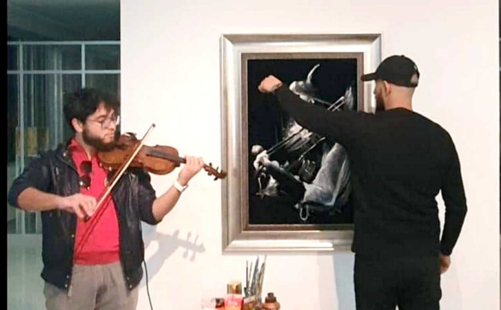 المديرية الجهوية للثقافة بوجدة تنظم معرضا تشكيليا للفنان عبد القادر بلبشير بعنوان: "موسيقى الألوان وحي الإبداع" المديرية الجهوية للثقافة بوجدة تنظم معرضا تشكيليا للفنان عبد القادر بلبشير بعنوان: "موسيقى الألوان وحي الإبداع"