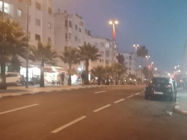 شارع استراتيجي بالدارالبيضاء يعاني على مستوى الإنارة شارع استراتيجي بالدارالبيضاء يعاني على مستوى الإنارة