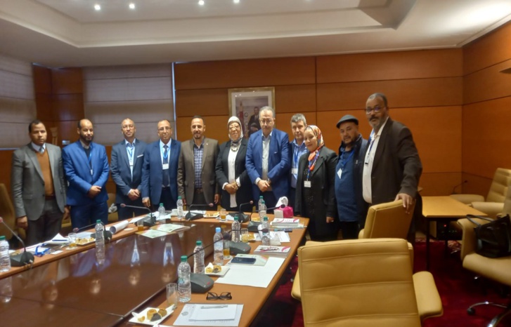 نقابيون يؤكدون أن "العمران" بدون رصيد عقاري مهددة بالإفلاس نقابيون يؤكدون أن "العمران" بدون رصيد عقاري مهددة بالإفلاس