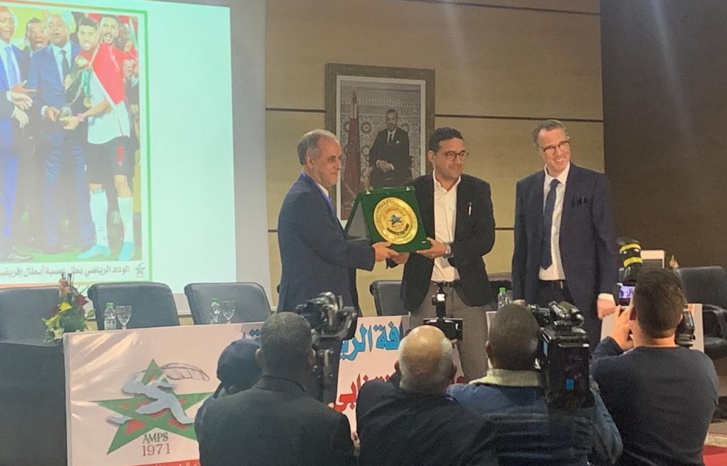 الجمعية المغربية للصحافة الرياضية تجدد الثقة في بدر الدين الإدريسي رئيسا الجمعية المغربية للصحافة الرياضية تجدد الثقة في بدر الدين الإدريسي رئيسا