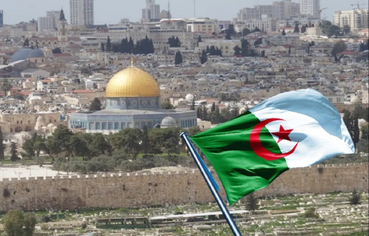 هوس الجزائر المرضي بالمغرب يجرها لمعاداة المسلمين والعرب هوس الجزائر المرضي بالمغرب يجرها لمعاداة المسلمين والعرب