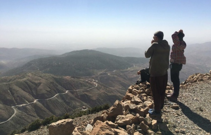 ثلاثة سياح يلقون مصرعهم في منحدر جبلي ثلاثة سياح يلقون مصرعهم في منحدر جبلي