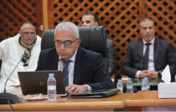 معزوز يرأس لقاء تواصليا حول مشاريع التنمية بالجديدة معزوز يرأس لقاء تواصليا حول مشاريع التنمية بالجديدة