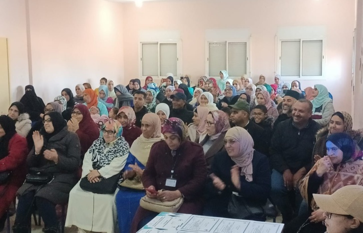 الجديدة: الافتتاح الرسمي لبرامج محاربة الأمية للموسم الجديد الجديدة: الافتتاح الرسمي لبرامج محاربة الأمية للموسم الجديد