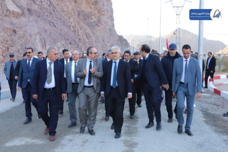 وزير التجهيز والماء يقوم بزيارة تفقدية لسد أكدز