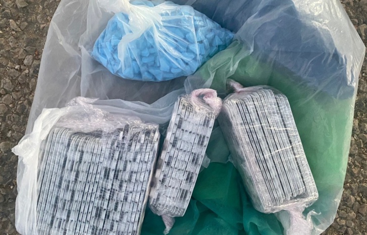 أمن مكناس يضبط شحنة من المواد المخدرة قادمة من الشمال أمن مكناس يضبط شحنة من المواد المخدرة قادمة من الشمال