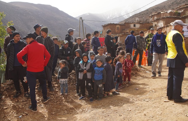 طلبة مدرسة المعادن بالرباط ينظمون حملة خيرية لمناطق نائية طلبة مدرسة المعادن بالرباط ينظمون حملة خيرية لمناطق نائية