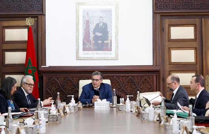 الحكومة المغربية تصادق على مشاريع استثمارية فاقت 28 مليار درهم الحكومة المغربية تصادق على مشاريع استثمارية فاقت 28 مليار درهم