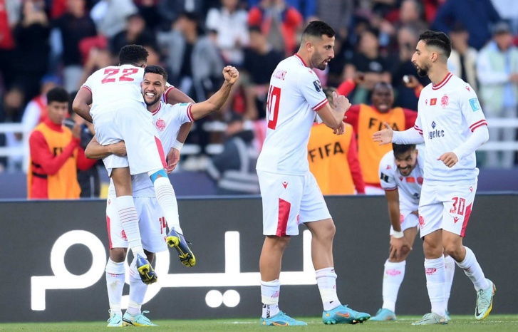 هذه قيمة مكافأة الوداد بعد خروجه من ربع نهائي مونديال الأندية هذه قيمة مكافأة الوداد بعد خروجه من ربع نهائي مونديال الأندية