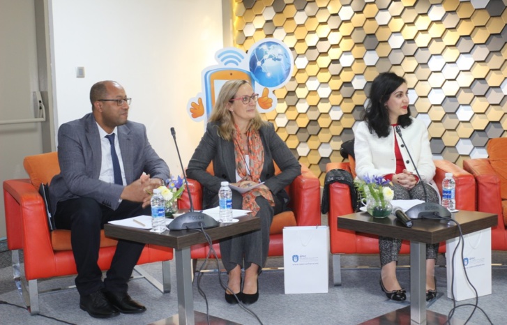 الرباط تحتفي باليوم العالمي للإنترنت الرباط تحتفي باليوم العالمي للإنترنت