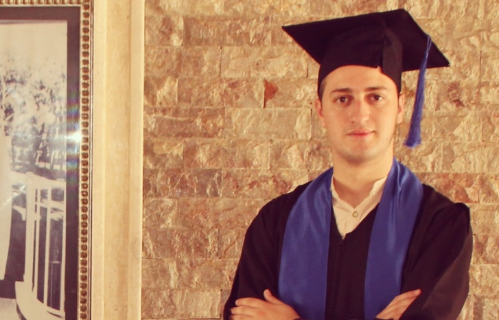 طالب باحث في العلوم السياسية و القانون الدستوري طالب باحث في العلوم السياسية و القانون الدستوري