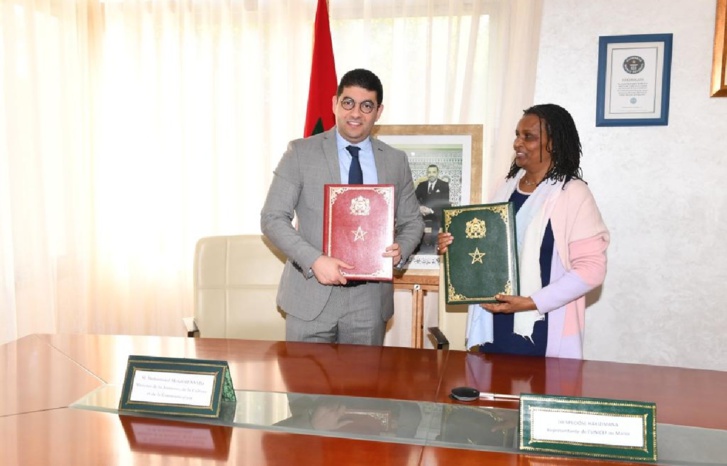 وزارة بنسعيد واليونسيف تُبرمان اتفاقية جديدة وزارة بنسعيد واليونسيف تُبرمان اتفاقية جديدة