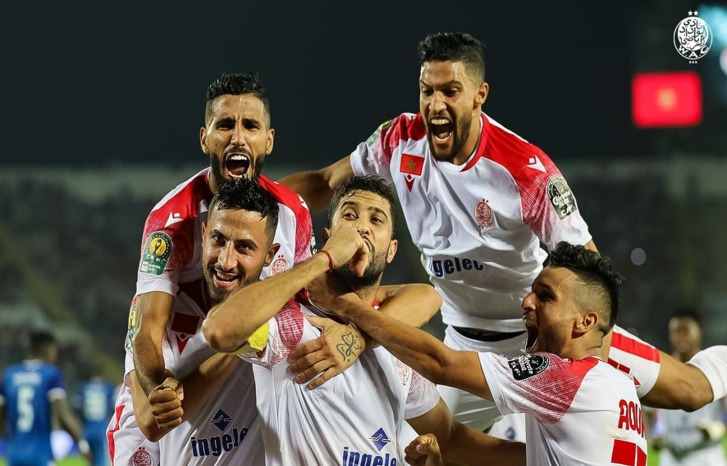 الوداد يبحث عن الفوز أمام شبيبة القبائل في ديربي مغاربي حارق الوداد يبحث عن الفوز أمام شبيبة القبائل في ديربي مغاربي حارق