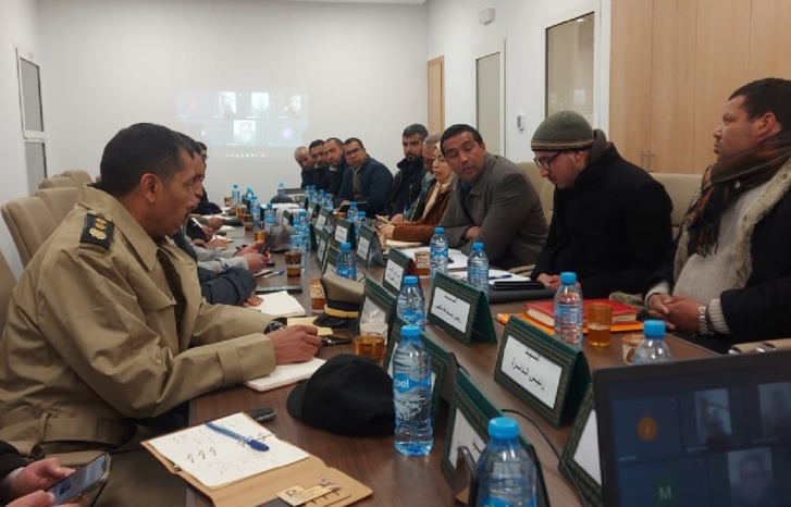 الثلوج تعود لتغطي المجال الترابي لإقليم تنغير والزيتوني يتدخل الثلوج تعود لتغطي المجال الترابي لإقليم تنغير والزيتوني يتدخل