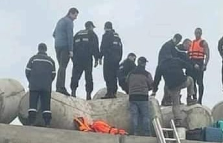 تفاصيل جديدة حول انقلاب السفينة الأوروغويانية بالمغرب تفاصيل جديدة حول انقلاب السفينة الأوروغويانية بالمغرب