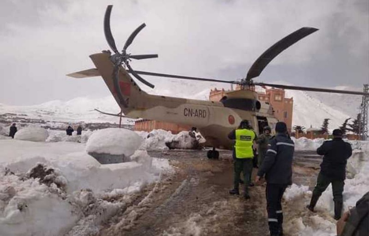 ورزازات: نقل سيدة في حالة مخاض بواسطة مروحية إلى المستشفى ورزازات: نقل سيدة في حالة مخاض بواسطة مروحية إلى المستشفى