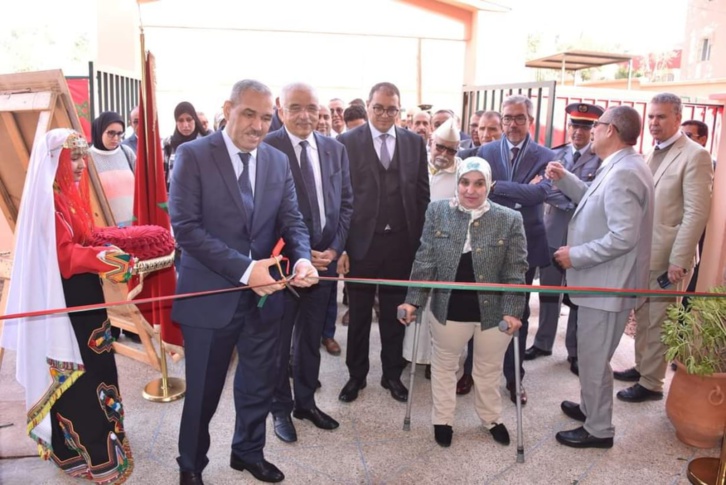 الوالي المنسق العام للمبادرة الوطنية للتنمية البشرية يشرف على تدشين مراكز اجتماعية إنسانية بأزيلال الوالي المنسق العام للمبادرة الوطنية للتنمية البشرية يشرف على تدشين مراكز اجتماعية إنسانية بأزيلال