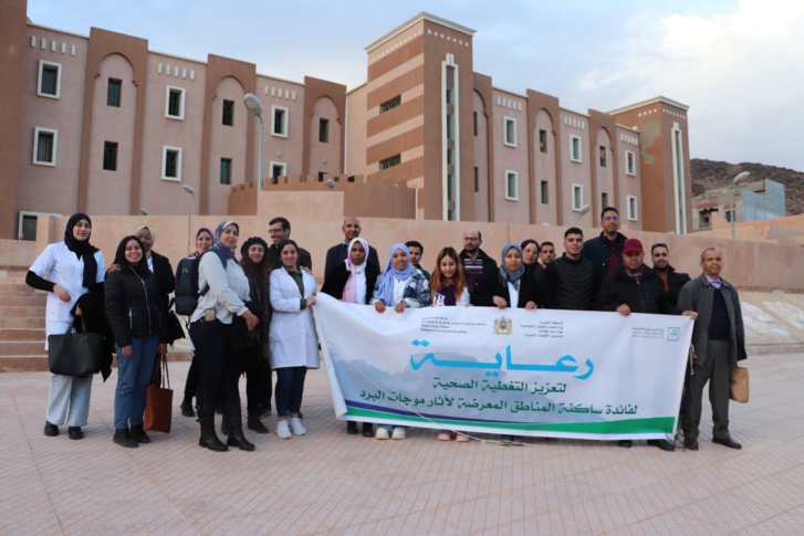 المديرية الجهوية لوزارة الصحة بجهة درعة تافيلالت تنخرط في مكافحة آثار موجة البرد القارس والتساقطات الثلجية المديرية الجهوية لوزارة الصحة بجهة درعة تافيلالت تنخرط في مكافحة آثار موجة البرد القارس والتساقطات الثلجية