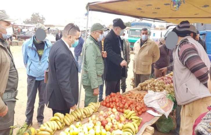 جولات مكثفة لمراقبة الأسعار وتتبع تموين الأسواق جولات مكثفة لمراقبة الأسعار وتتبع تموين الأسواق