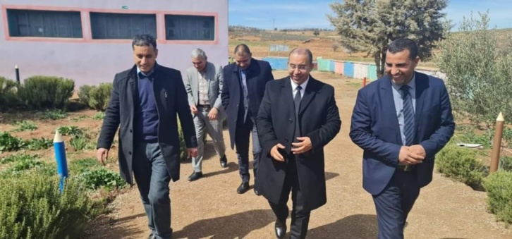 زيارة تفقدية لمدير الأكاديمية الجهوية للتربية والتكوين لجهة بني ملال خنيفرة لعدد من المؤسسات التعليمية بإقليم أزيلال زيارة تفقدية لمدير الأكاديمية الجهوية للتربية والتكوين لجهة بني ملال خنيفرة لعدد من المؤسسات التعليمية بإقليم أزيلال