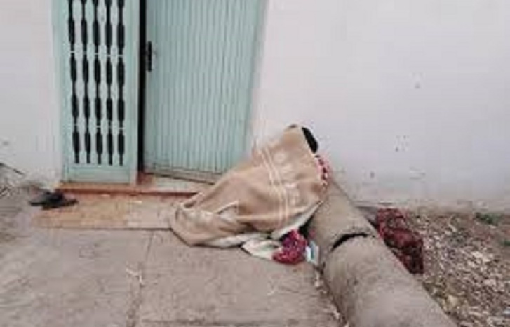 فيديو سيدة تضع مولودها بحديقة مستشفى يستنفر الصحة فيديو سيدة تضع مولودها بحديقة مستشفى يستنفر الصحة