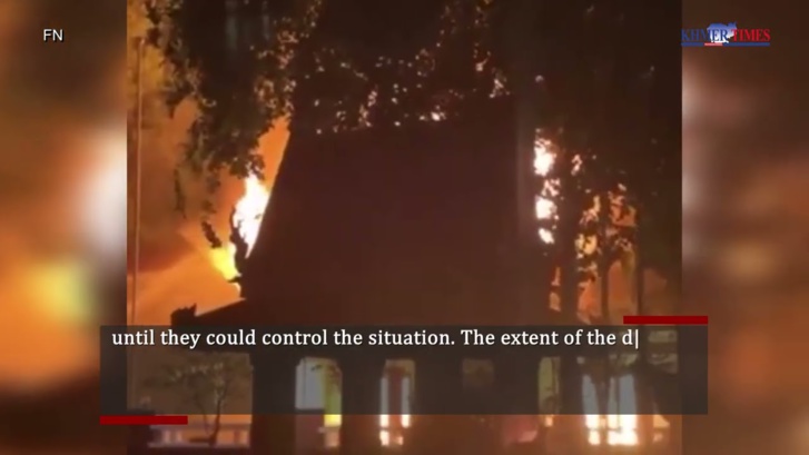 حريق هائل يدمر جزءاً من مقر ملك "كمبوديا" حريق هائل يدمر جزءاً من مقر ملك "كمبوديا"