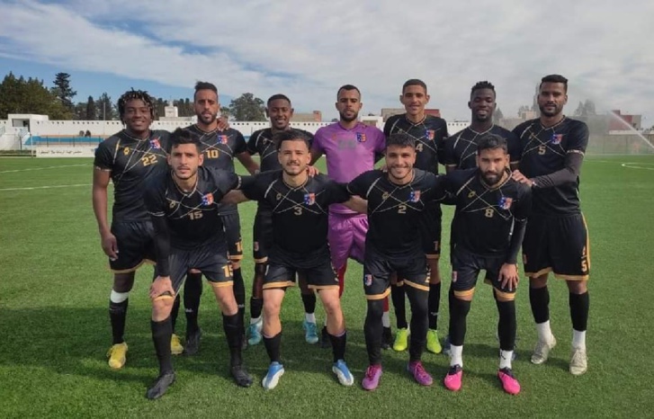 زلزال يضرب مكتب نادي عمل بلقصيري لكرة القدم زلزال يضرب مكتب نادي عمل بلقصيري لكرة القدم