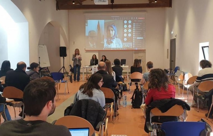 "الترجمة السمعية البصرية" موضوع يوم دراسي دولي "الترجمة السمعية البصرية" موضوع يوم دراسي دولي