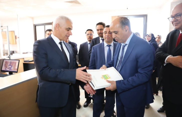 البروفيسور "آيت طالب" يعطي انطلاقة خدمات 16 مؤسسة صحية حضرية وقروية بجهة الشرق البروفيسور "آيت طالب" يعطي انطلاقة خدمات 16 مؤسسة صحية حضرية وقروية بجهة الشرق