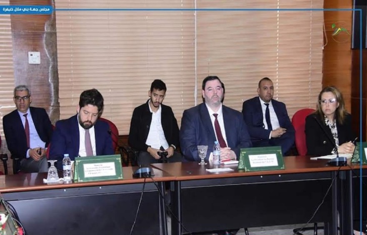 والي جهة بني ملال خنيفرة يترأس أشغال زيارة عمل القنصل العام بإسبانيا والي جهة بني ملال خنيفرة يترأس أشغال زيارة عمل القنصل العام بإسبانيا