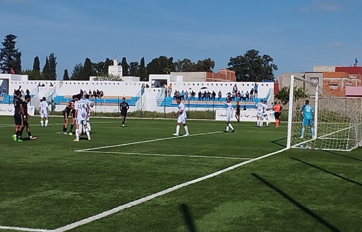 اتحاد يعقوب المنصور يقلب الطاولة على نادي عمل بلقصيري في مباراة القمة اتحاد يعقوب المنصور يقلب الطاولة على نادي عمل بلقصيري في مباراة القمة