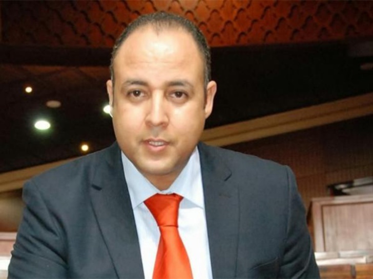 انهيار الثنائية الحزبية في فرنسا وآثاره على الحياة الاقتصادية والسياسية انهيار الثنائية الحزبية في فرنسا وآثاره على الحياة الاقتصادية والسياسية