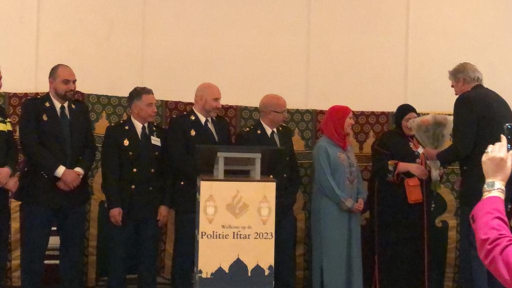 الشبكة المغربية للشرطة الهولندية تقيم حفل إفطار جماعي بأمستردام. الشبكة المغربية للشرطة الهولندية تقيم حفل إفطار جماعي بأمستردام.