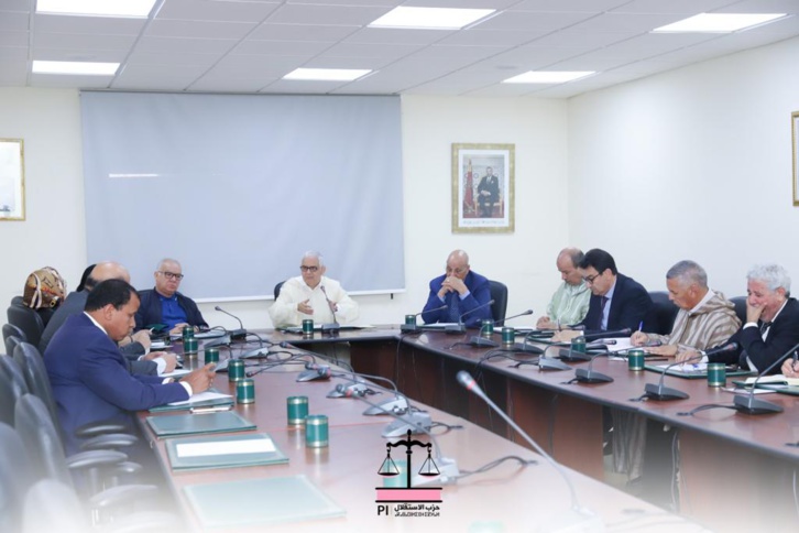 حزب الاستقلال يتدارس تطورات الأوضاع الاقتصادية والاجتماعية بالمغرب حزب الاستقلال يتدارس تطورات الأوضاع الاقتصادية والاجتماعية بالمغرب