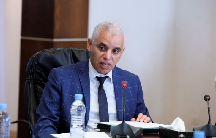 الحوار بين ايت طالب والصيادلة معلق إلى حين...  الحوار بين ايت طالب والصيادلة معلق إلى حين...