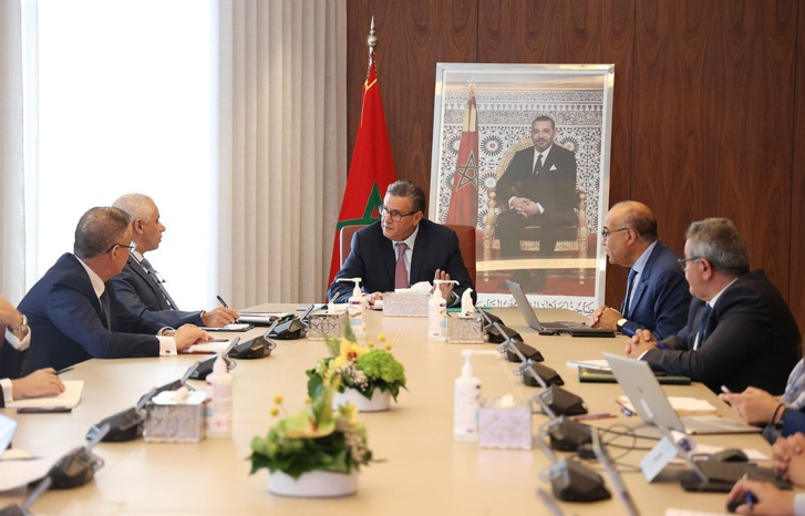 أخنوش يشيد بالتقدم الإيجابي في مختلف برامج إصلاح منظومة الصحة أخنوش يشيد بالتقدم الإيجابي في مختلف برامج إصلاح منظومة الصحة