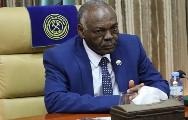 قتلتهم قذائف صاروخية.. وزير سوداني ينعى اثنين من أسرته وحارسيه الشخصين قتلتهم قذائف صاروخية.. وزير سوداني ينعى اثنين من أسرته وحارسيه الشخصين