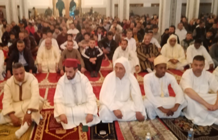 إحياء ليلة القدر بالمسجد الأعظم بمدينة تاوريرت إحياء ليلة القدر بالمسجد الأعظم بمدينة تاوريرت