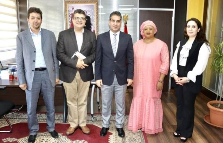 مولاي أحمد أفيلال يجتمع بنائبة رئيس الفدرالية المالية للمقاولات بدولة مالي مولاي أحمد أفيلال يجتمع بنائبة رئيس الفدرالية المالية للمقاولات بدولة مالي