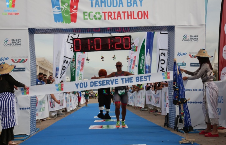 مشاركة 800 رياضي من جنسيات مختلفة في الترياثلون الإيكولوجي (تامودا باي 2023) مشاركة 800 رياضي من جنسيات مختلفة في الترياثلون الإيكولوجي (تامودا باي 2023)
