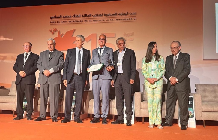 جامعة محمد الأول بوجدة تتوج في المعرض الدولي للفلاحة بمكناس جامعة محمد الأول بوجدة تتوج في المعرض الدولي للفلاحة بمكناس