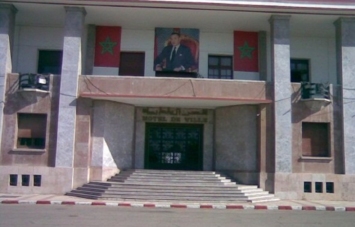 وسط احتجاجات النسيج الجمعوي.. المجلس الجماعي للقنيطرة يعقد دورته العادية وسط احتجاجات النسيج الجمعوي.. المجلس الجماعي للقنيطرة يعقد دورته العادية