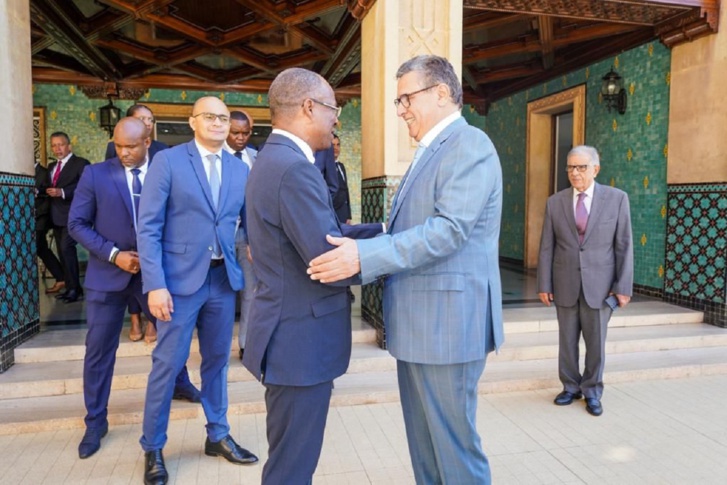 رئيس الحكومة يتباحث مع الوزير الأول لجمهورية الرأس الأخضر رئيس الحكومة يتباحث مع الوزير الأول لجمهورية الرأس الأخضر