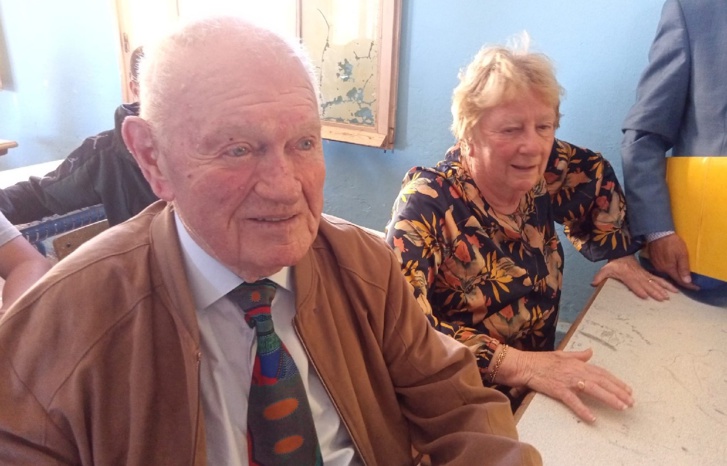 تكريم فرنسيين من قدماء أساتذة إبن بصال ببلقصيري تكريم فرنسيين من قدماء أساتذة إبن بصال ببلقصيري