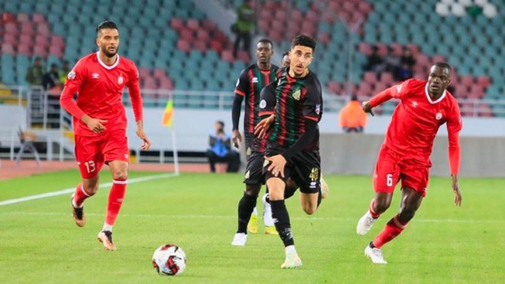 الجيش الملكي في مواجهة الوحدة الإماراتي بحثا عن إطفاء غضب الأنصار الجيش الملكي في مواجهة الوحدة الإماراتي بحثا عن إطفاء غضب الأنصار