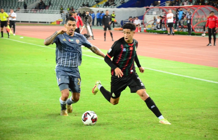 من مباراة الذهاب/تصوير: عادل بن ثابت من مباراة الذهاب/تصوير: عادل بن ثابت