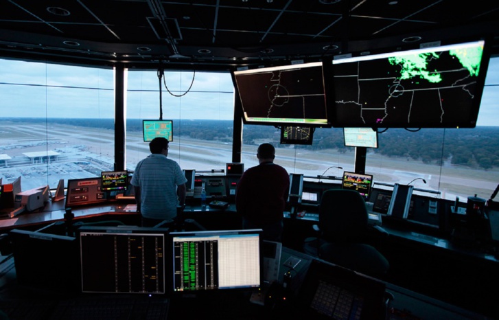 المراقبون الجويون سيخضعون للسلوك والضوابط العسكرية المراقبون الجويون سيخضعون للسلوك والضوابط العسكرية