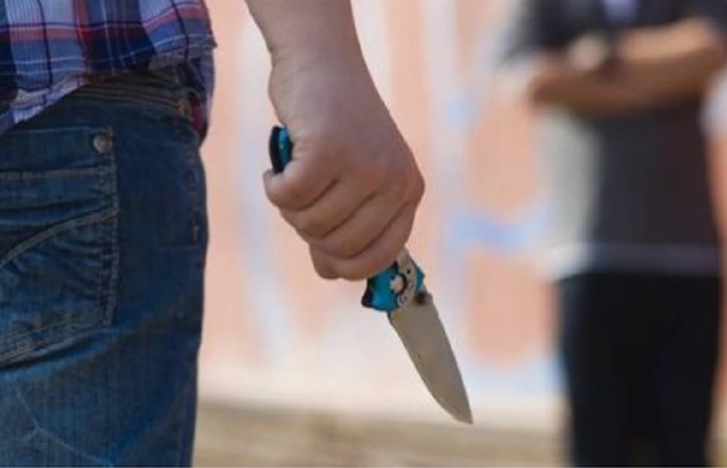 تلميذ يطعن زميله داخل مؤسسة تعليمية بتطوان تلميذ يطعن زميله داخل مؤسسة تعليمية بتطوان