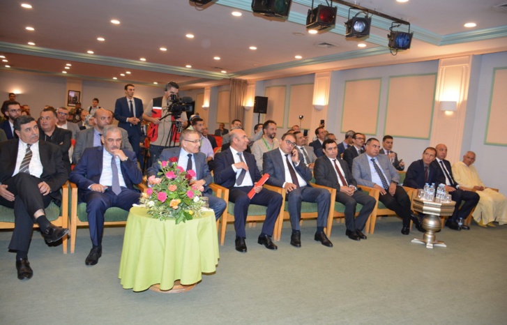 والي جهة بني ملال خنيفرة يشرف على انطلاق الدورة الأولى للقاءات القنص والصيد السباحي المستدامين بأفورار والي جهة بني ملال خنيفرة يشرف على انطلاق الدورة الأولى للقاءات القنص والصيد السباحي المستدامين بأفورار