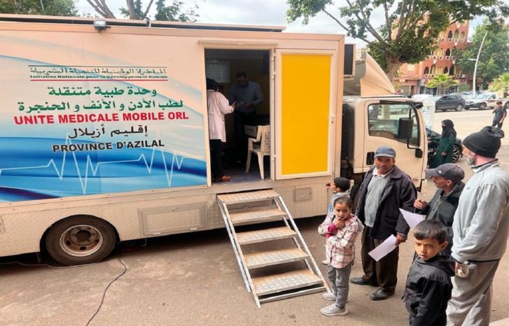 تلاميذ يستفيذون من حملة طبية مختصة في الأنف الأدن والحنجرة بأزيلال تلاميذ يستفيذون من حملة طبية مختصة في الأنف الأدن والحنجرة بأزيلال